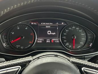 AUDI A4 2.0 TDI S line Saloon 4dr Diesel S Tronic Euro 6 (s/s) (150 ps)