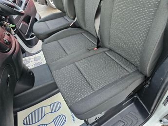 MERCEDES-BENZ EVITO 116 e 66kWh Progressive LWB , 17,200 miles, Euro 6 electric long