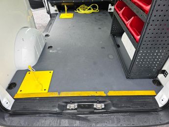 MERCEDES-BENZ EVITO 116 e 66kWh Progressive LWB , 17,200 miles, Euro 6 electric long