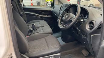 MERCEDES-BENZ EVITO 116 e 66kWh Progressive LWB , 17,200 miles, Euro 6 electric long