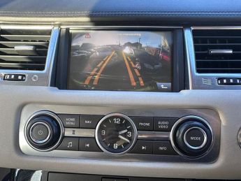 LAND ROVER RANGE ROVER SPORT 3.0 TD V6 HSE SUV 5dr Diesel CommandShift 4WD Euro 5 (245 ps)