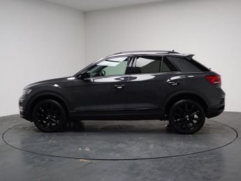 VOLKSWAGEN T-ROC 1.5 TSI EVO Black Edition SUV 5dr Petrol DSG Euro 6 (s/s) (150 p