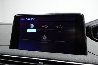 PEUGEOT 5008 1.5 BlueHDi Allure SUV 5dr Diesel EAT Euro 6 (s/s) (130 ps)