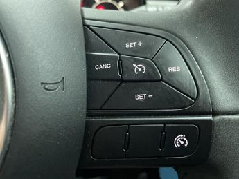 FIAT 500X 1.6 MultiJetII Cross SUV 5dr Diesel Manual Euro 6 (s/s) (120 ps)