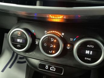 FIAT 500X 1.6 MultiJetII Cross SUV 5dr Diesel Manual Euro 6 (s/s) (120 ps)