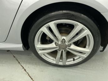 AUDI A3 2.0 TDI S line Sportback 5dr Diesel Manual Euro 6 (s/s) (150 ps)