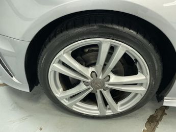 AUDI A3 2.0 TDI S line Sportback 5dr Diesel Manual Euro 6 (s/s) (150 ps)