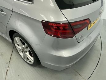 AUDI A3 2.0 TDI S line Sportback 5dr Diesel Manual Euro 6 (s/s) (150 ps)