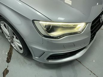 AUDI A3 2.0 TDI S line Sportback 5dr Diesel Manual Euro 6 (s/s) (150 ps)