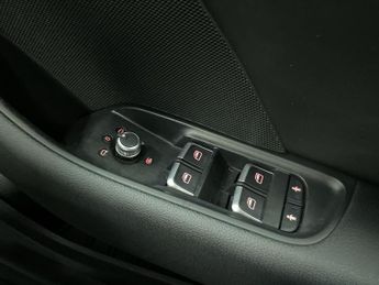 AUDI A3 2.0 TDI S line Sportback 5dr Diesel Manual Euro 6 (s/s) (150 ps)