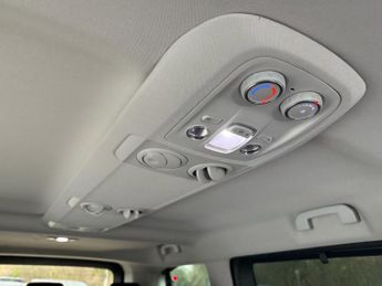 PEUGEOT E- Traveller 75kWh Allure Standard MPV 5dr Electric Auto MWB (8 Seat, 11kW Ch