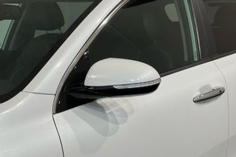 KIA NIRO 39kWh 2 SUV 5dr Electric Auto (134 bhp) Reverse Camera, Rear Par