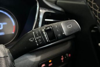 KIA NIRO 39kWh 2 SUV 5dr Electric Auto (134 bhp) Reverse Camera, Rear Par