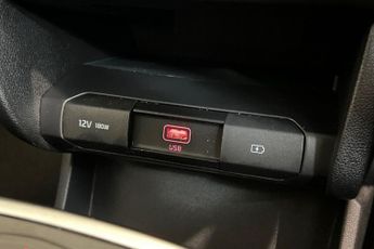 KIA NIRO 39kWh 2 SUV 5dr Electric Auto (134 bhp) Reverse Camera, Rear Par