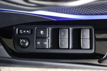 TOYOTA C-HR 1.8 VVT-h Dynamic CVT Euro 6 (s/s) 5dr