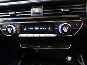 AUDI A4 AVANT 2.0 TDI S line Estate 5dr Diesel S Tronic quattro Euro 6 (s/s) (