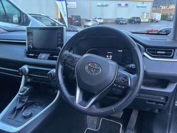 TOYOTA RAV4 2.5 VVT-h GPF Design SUV 5dr Petrol Hybrid CVT 4WD Euro 6 (s/s) 