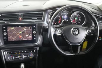 VOLKSWAGEN TIGUAN 1.4 TSI SE Navigation SUV 5dr Petrol DSG 4Motion Euro 6 (s/s) (1