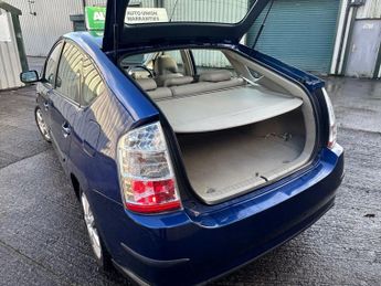 TOYOTA PRIUS 1.5 T Spirit Hatchback 5dr Petrol Hybrid CVT (104 g/km, 76 bhp)