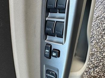 TOYOTA PRIUS 1.5 T Spirit Hatchback 5dr Petrol Hybrid CVT (104 g/km, 76 bhp)