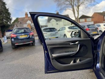 BMW 1 SERIES 2.0 118d Sport Hatchback 5dr Diesel Auto Euro 6 (s/s) (150 ps)