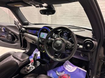 MINI Electric Hatch Cooper SE 32.6kWh Level 3 Hatchback 3dr Electric Auto (184 ps)