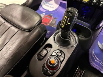 MINI Electric Hatch Cooper SE 32.6kWh Level 3 Hatchback 3dr Electric Auto (184 ps)