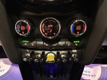 MINI Electric Hatch Cooper SE 32.6kWh Level 3 Hatchback 3dr Electric Auto (184 ps)