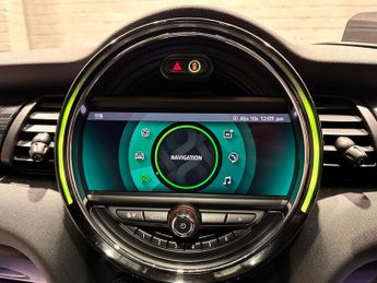 MINI Electric Hatch Cooper SE 32.6kWh Level 3 Hatchback 3dr Electric Auto (184 ps)