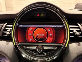 MINI Electric Hatch Cooper SE 32.6kWh Level 3 Hatchback 3dr Electric Auto (184 ps)