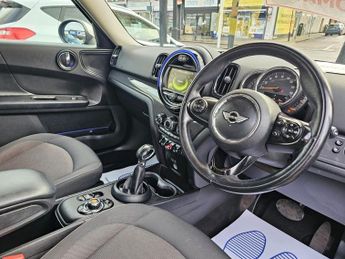 MINI COUNTRYMAN AUTOMATIC 1.5 Cooper SUV 5dr Petrol Auto Euro 6 (s/s) (136 ps)
