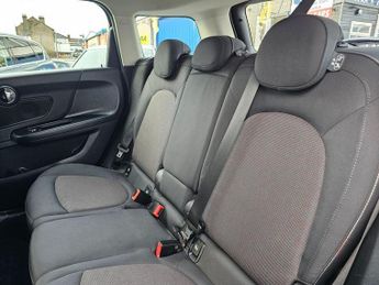 MINI COUNTRYMAN AUTOMATIC 1.5 Cooper SUV 5dr Petrol Auto Euro 6 (s/s) (136 ps)
