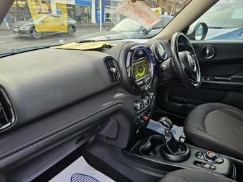 MINI COUNTRYMAN AUTOMATIC 1.5 Cooper SUV 5dr Petrol Auto Euro 6 (s/s) (136 ps)