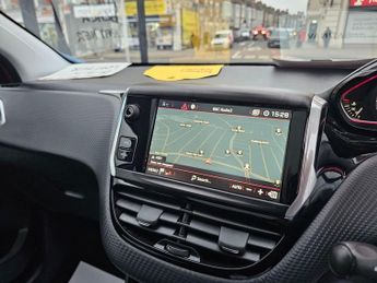 PEUGEOT 2008 AUTOMATIC 1.2 PureTech GT Line SUV 5dr Petrol EAT Euro 6 (s/s) (