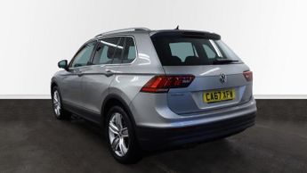 VOLKSWAGEN TIGUAN 2.0 TDI SE Navigation SUV 5dr Diesel DSG Euro 6 (s/s) (150 ps)