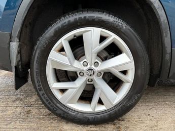 SKODA KODIAQ 1.5 TSI ACT Edition SUV 5dr Petrol DSG Euro 6 (s/s) (7 Seat) (15