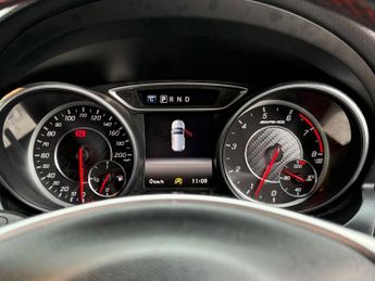 MERCEDES-BENZ A-CLASS 2.0 A45 AMG Hatchback 5dr Petrol SpdS DCT 4MATIC Euro 6 (s/s) (3