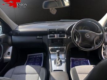 MERCEDES-BENZ C-CLASS 1.8 C180 Kompressor Avantgarde SE Saloon 4dr Petrol Automatic (1