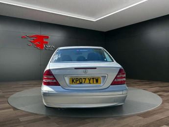 MERCEDES-BENZ C-CLASS 1.8 C180 Kompressor Avantgarde SE Saloon 4dr Petrol Automatic (1