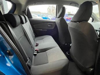 TOYOTA YARIS 1.33 Dual VVT-i Icon Hatchback 5dr Petrol Multidrive S Euro 5 Eu