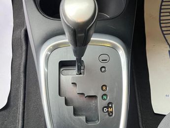 TOYOTA YARIS 1.33 Dual VVT-i Icon Hatchback 5dr Petrol Multidrive S Euro 5 Eu