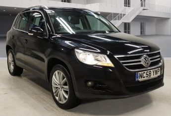 Volkswagen Tiguan 2.0 TDI Sport SUV 5dr Diesel Auto 4WD Euro 4 (140 ps)