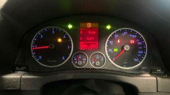 VOLKSWAGEN TIGUAN 2.0 TDI Sport SUV 5dr Diesel Auto 4WD Euro 4 (140 ps)