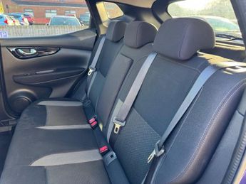 NISSAN QASHQAI 1.3 DIG-T N-Connecta SUV 5dr Petrol DCT Auto Euro 6 (s/s) (160 p