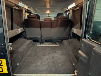 LAND ROVER DEFENDER 2.2 TDCi XS Utility Wagon Double Cab 5dr Diesel AUTOMATIC 4WD MW