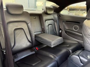 AUDI A5 2.0 TDI Black Edition Coupe 2dr Diesel S Tronic quattro Euro 5 (