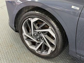 HYUNDAI I20 1.0 T-GDi MHEV Premium Hatchback 5dr Petrol Hybrid DCT Euro 6 (s