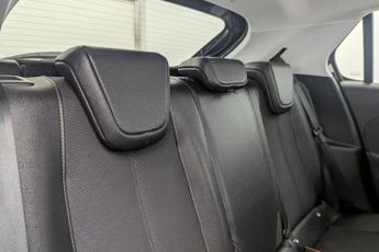 VAUXHALL Corsa Electric 50kWh Elite Nav Hatchback 5dr Electric Auto (7.4Kw Charger) (136