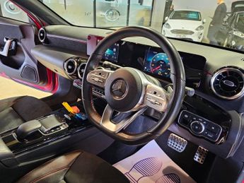 MERCEDES-BENZ A-CLASS 1.3 A180 AMG Line Hatchback 5dr Petrol 7G-DCT Euro 6 (s/s) (136 