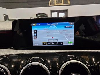 MERCEDES-BENZ A-CLASS 1.3 A180 AMG Line Hatchback 5dr Petrol 7G-DCT Euro 6 (s/s) (136 